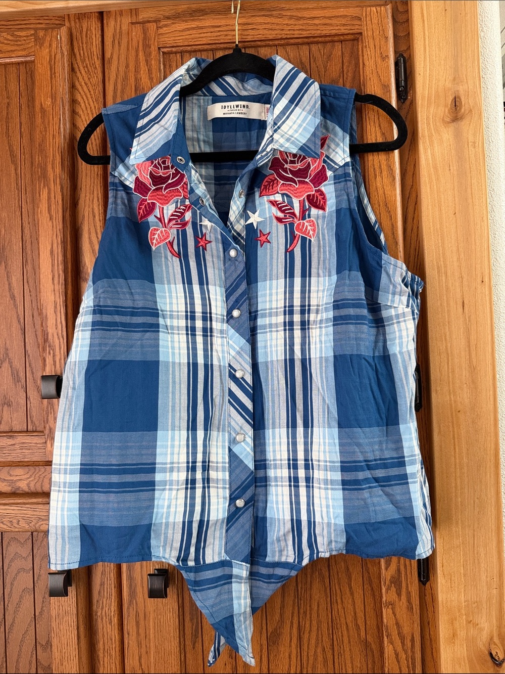 Idyllwind Blue Plaid Sleeveless Western Tie-Front Shirt with Red Rose Embroidery